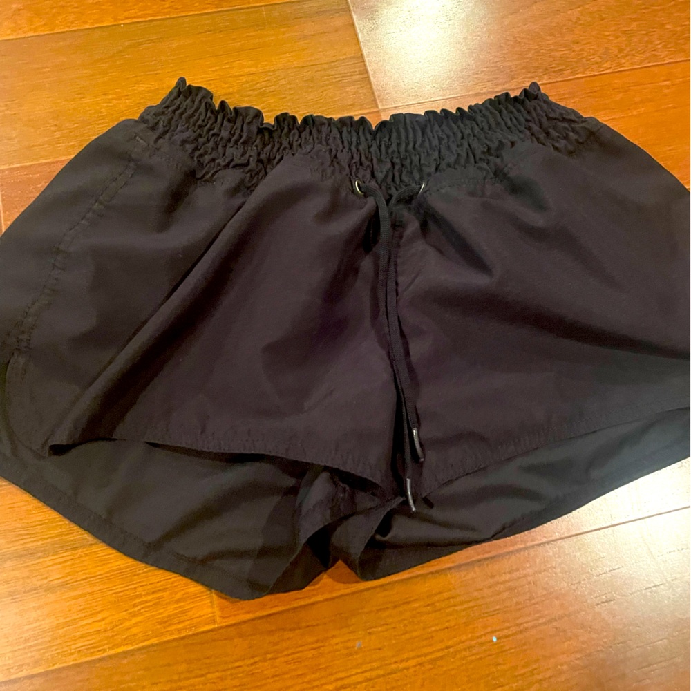 Old Navy Bathing Suit Cover Shorts — Medium